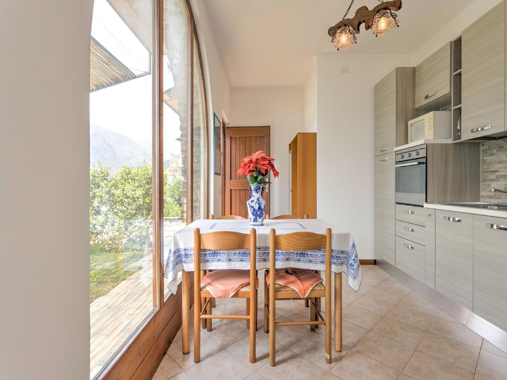 Apartament Wonderful Flat With Swimming Pool Lift And Garden Gravedona Zewnętrze zdjęcie